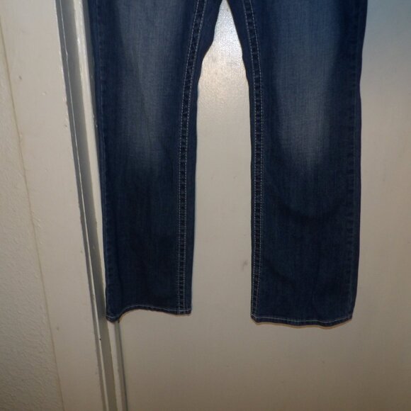 Maurices Low Rise Boot Cut Jeans Sz 11/12 Reg - Picture 3 of 7